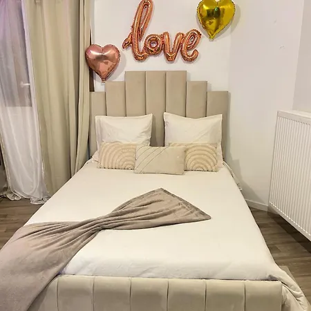 Charme Appartamento Cergy